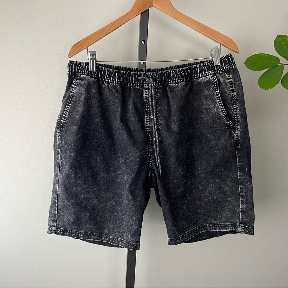 Rip Curl Cotton Blend Stoned Washed Denim Look Black Shorts Mens Size Large